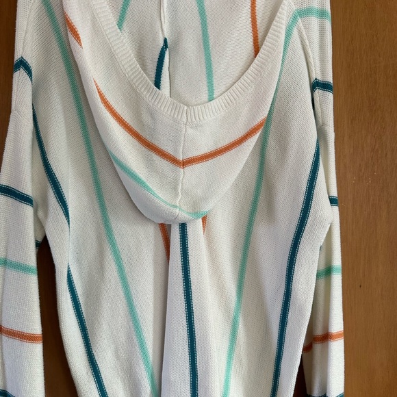 NWOT Roxy lightweight sweater - Picture 3 of 5